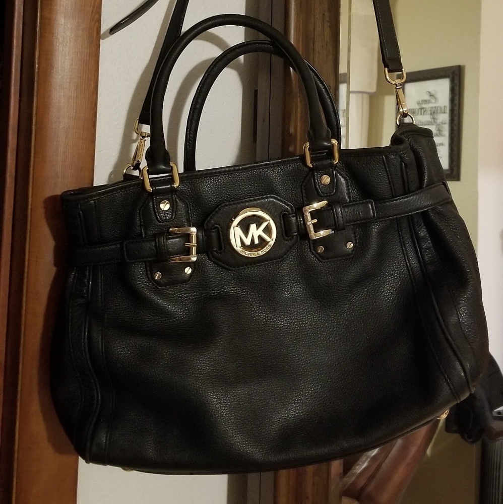 Michael Kors black leather purse